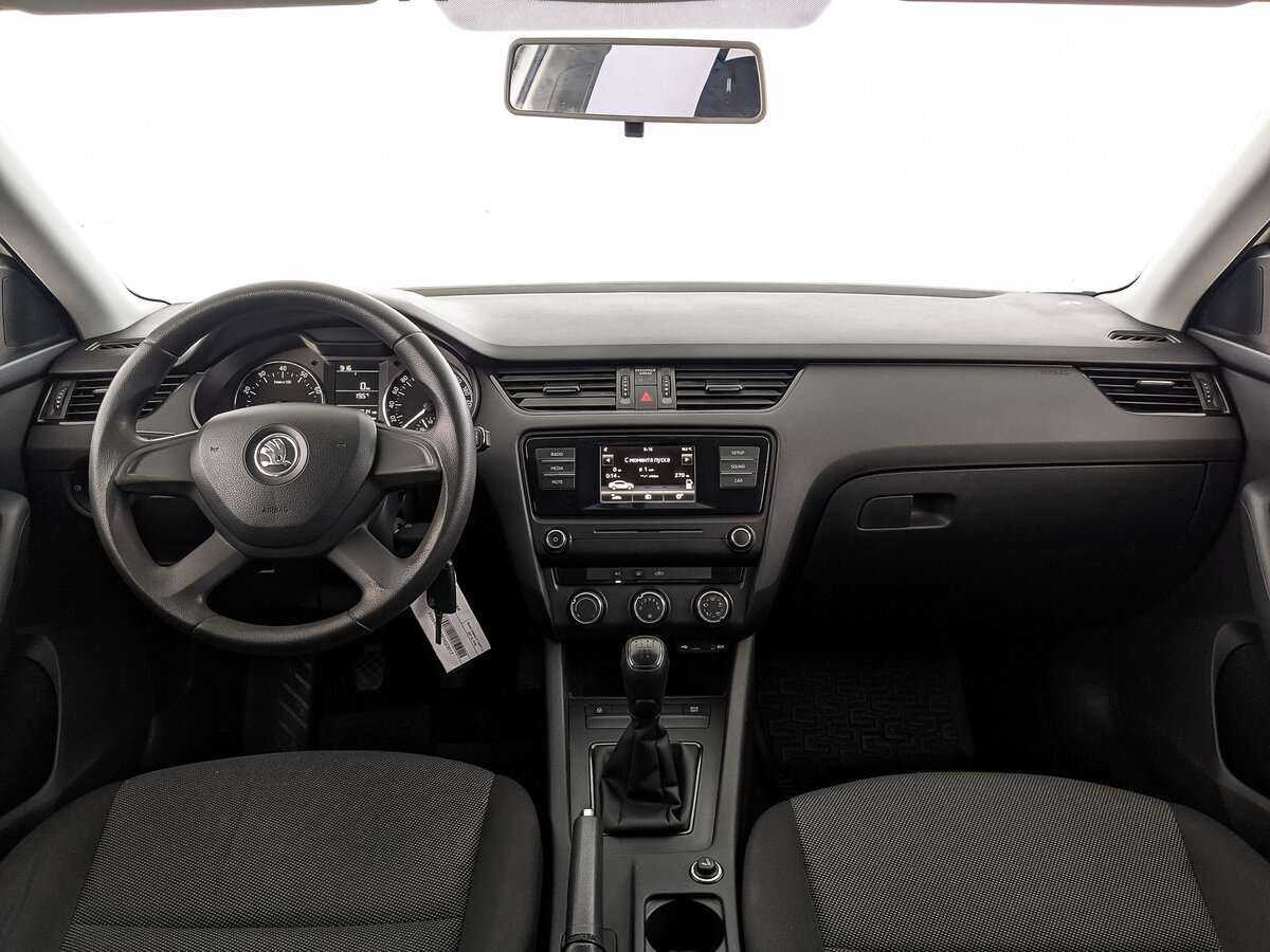 Купить Skoda Octavia с пробегом. Фото: #9