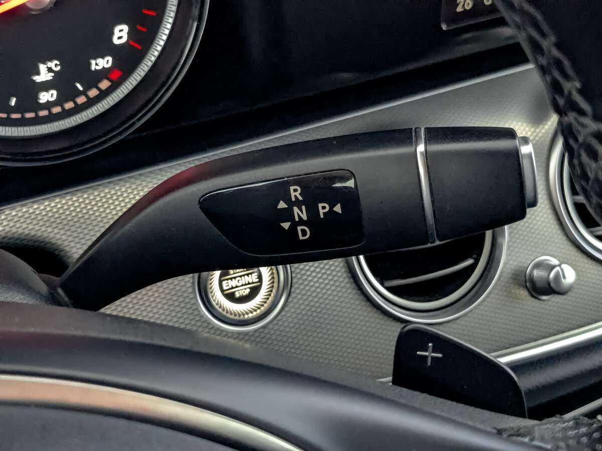 Купить Mercedes-Benz E-Класс с пробегом. Фото: #23