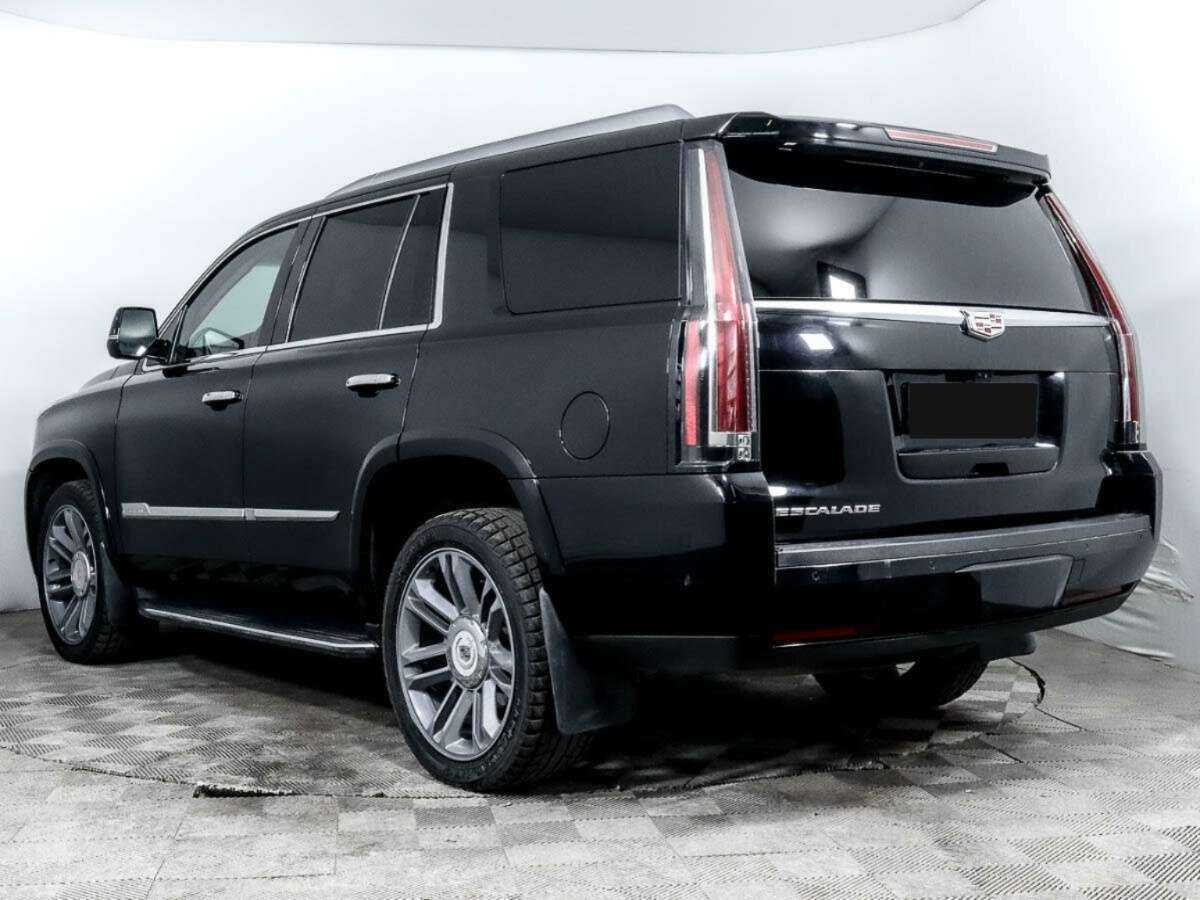 Купить Cadillac Escalade с пробегом. Фото: #3