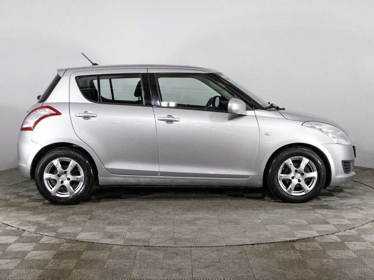 Купить Suzuki Swift с пробегом. Фото: #3