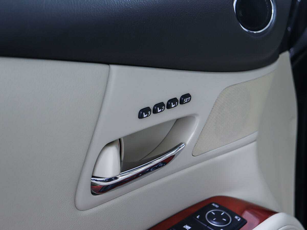 Купить Lexus RX с пробегом. Фото: #20