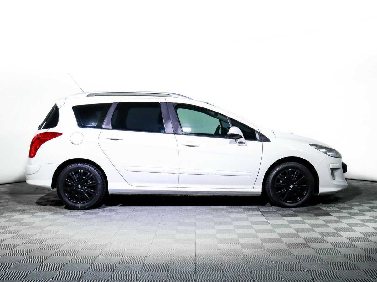 Купить Peugeot 308 с пробегом. Фото: #3