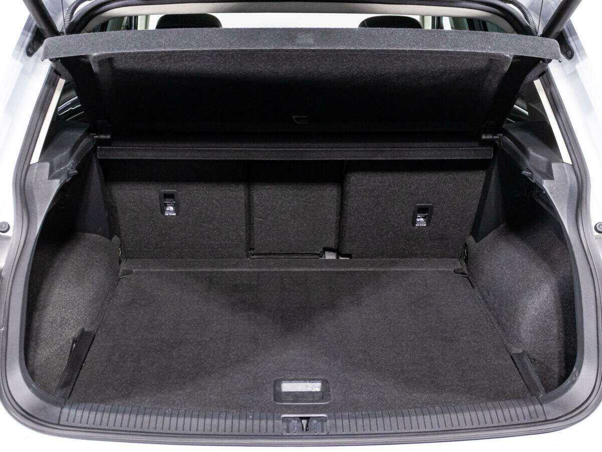 Купить Volkswagen Tiguan с пробегом. Фото: #15