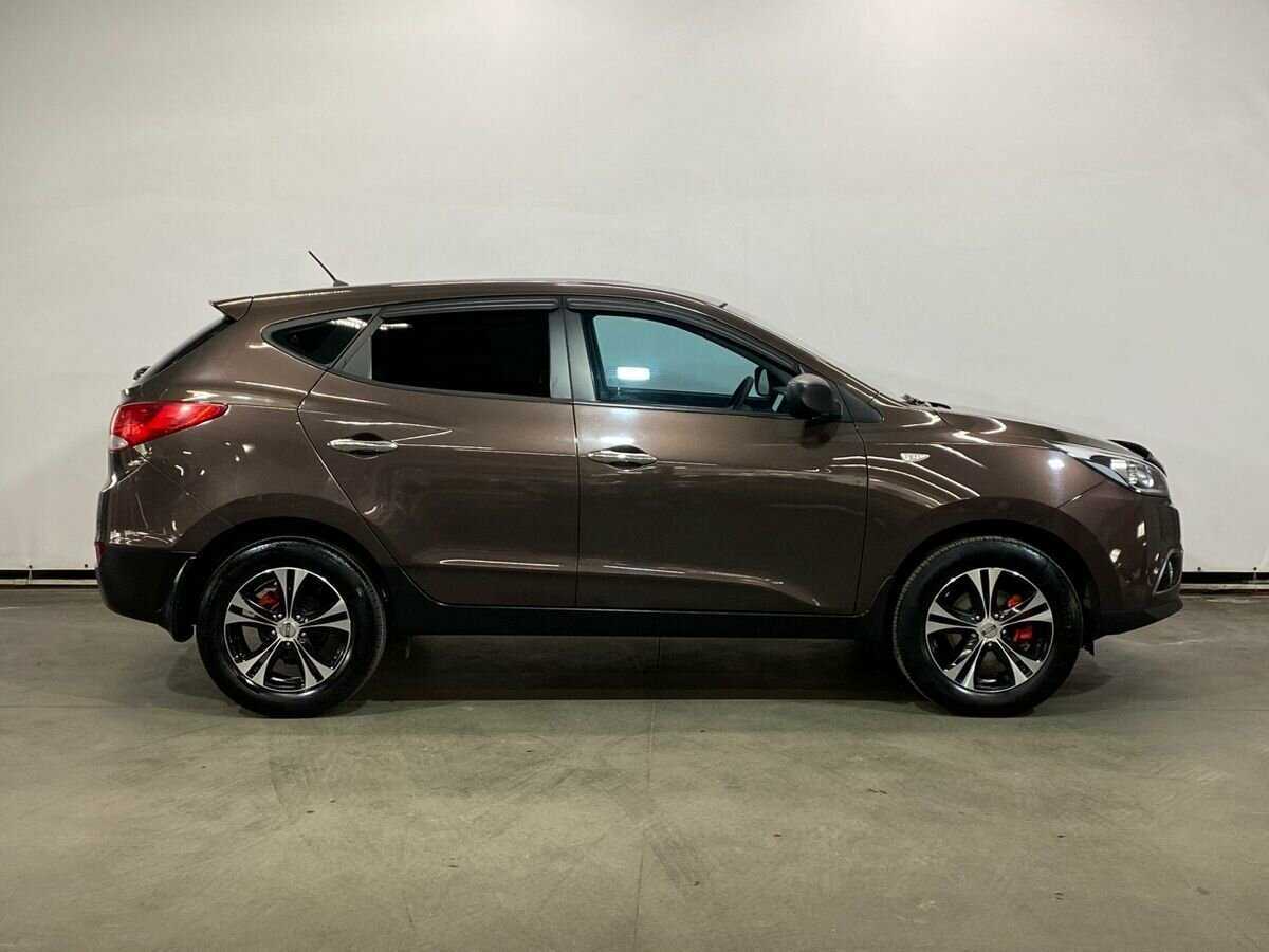 Купить Hyundai ix35 с пробегом. Фото: #4