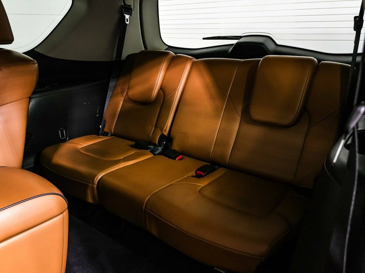 Купить Infiniti QX80 с пробегом. Фото: #13