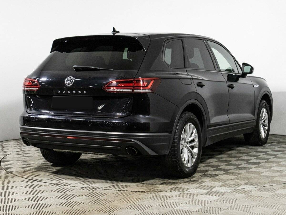 Купить Volkswagen Touareg с пробегом. Фото: #4