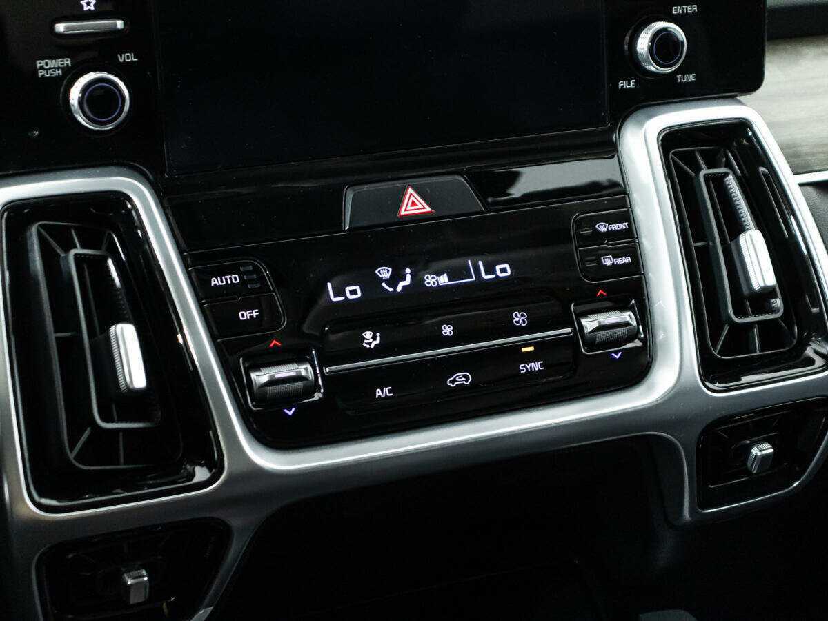 Купить Kia Sorento с пробегом. Фото: #16