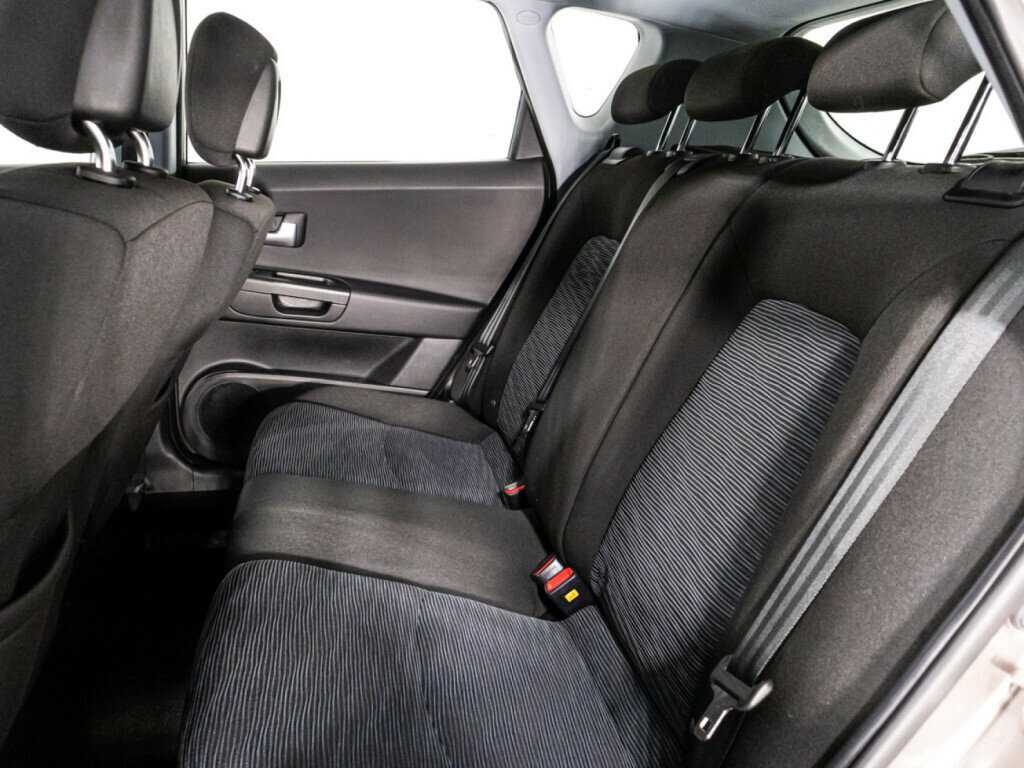 Купить Kia Ceed с пробегом. Фото: #9