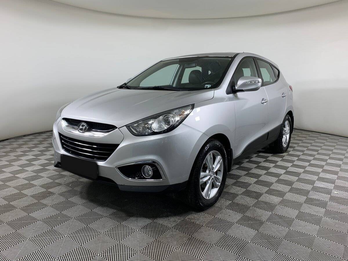 Купить Hyundai ix35 с пробегом. Фото: #0