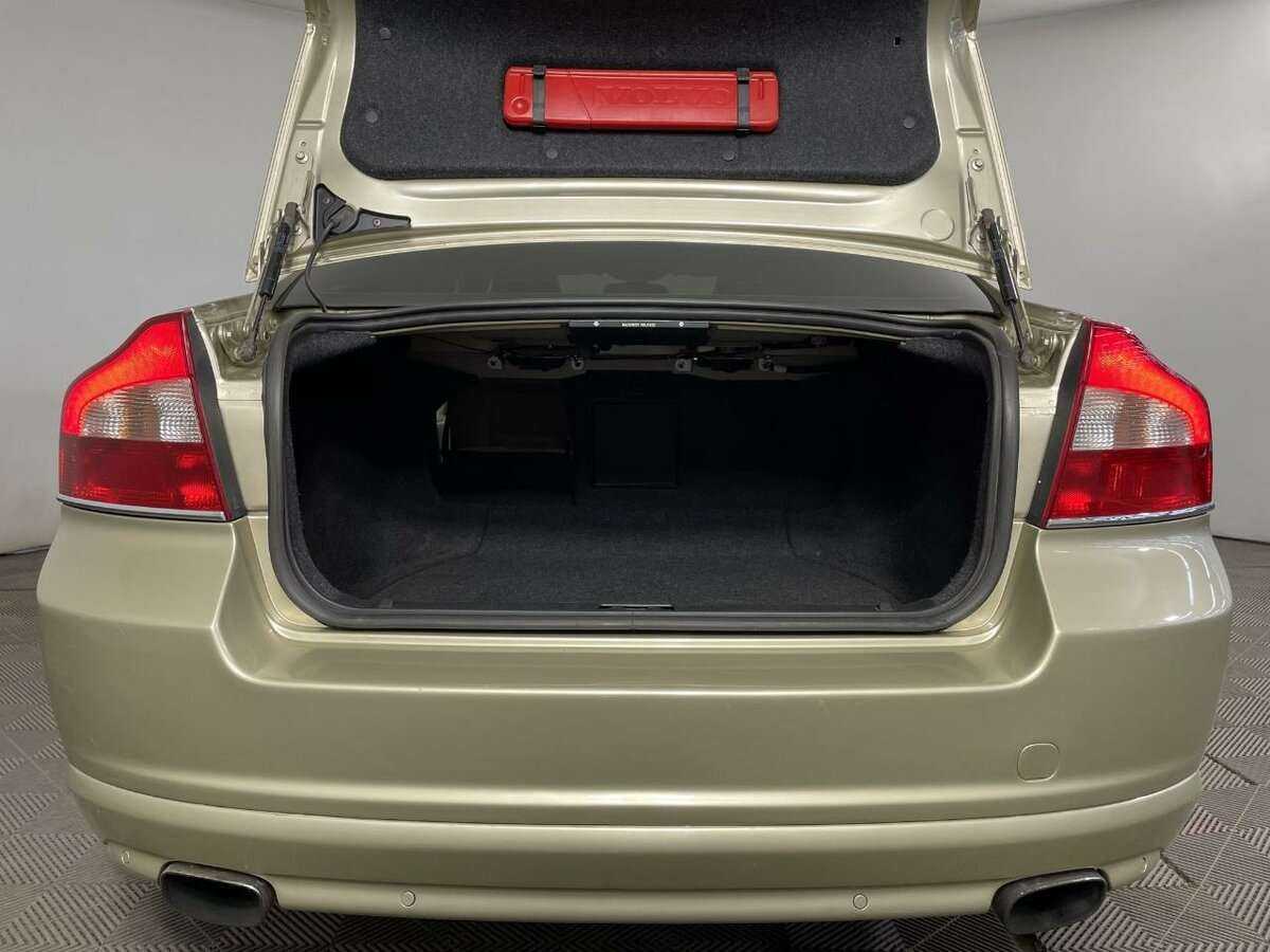 Купить Volvo S80 с пробегом. Фото: #17