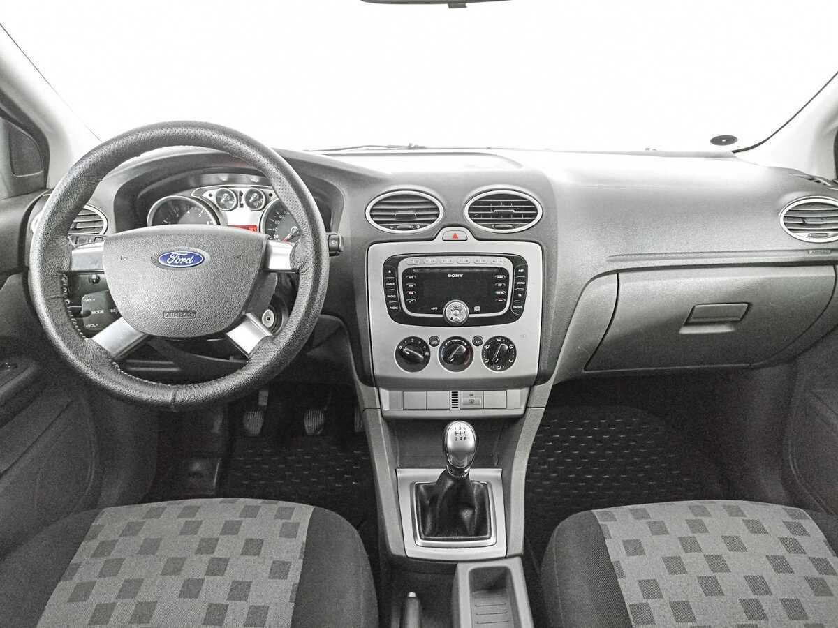 Купить Ford Focus с пробегом. Фото: #11