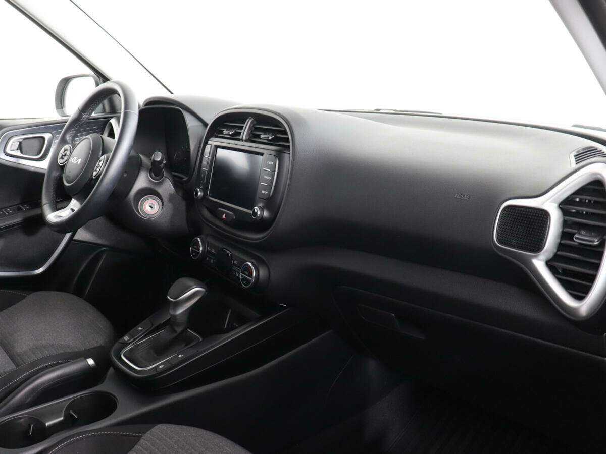 Купить Kia Soul с пробегом. Фото: #9
