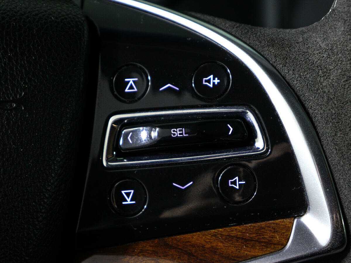 Купить Cadillac Escalade с пробегом. Фото: #28