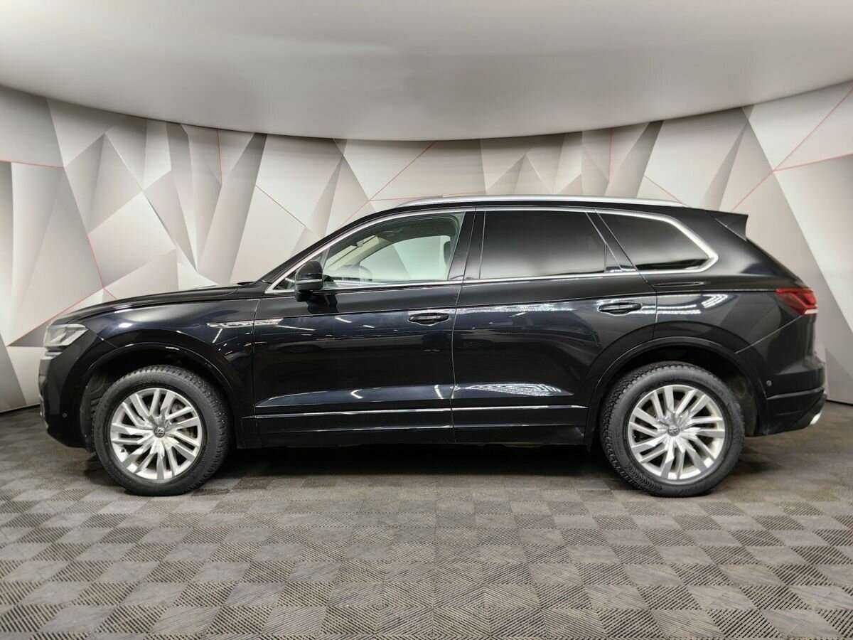 Купить Volkswagen Touareg с пробегом. Фото: #4