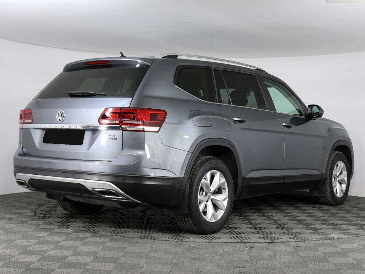 Купить Volkswagen Teramont с пробегом. Фото: #4