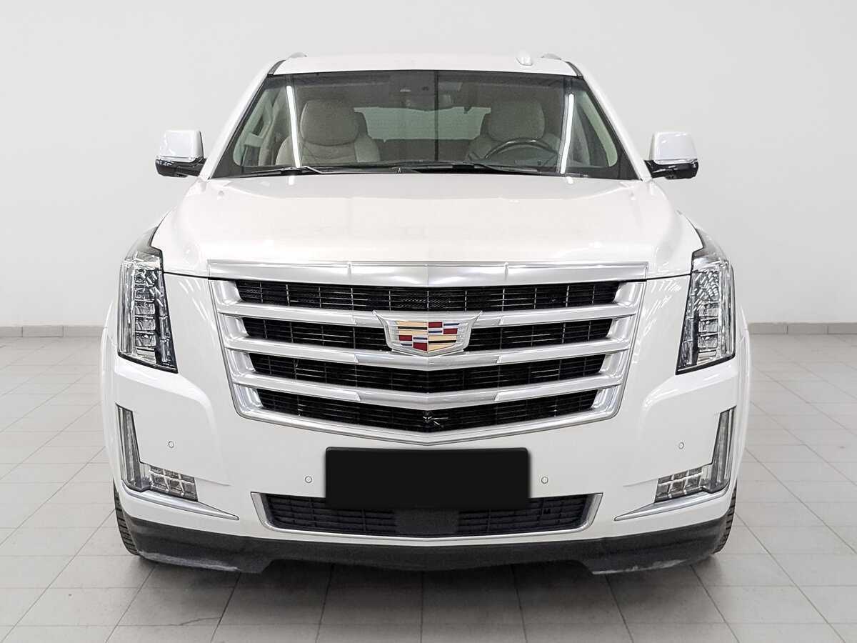 Купить Cadillac Escalade с пробегом. Фото: #1