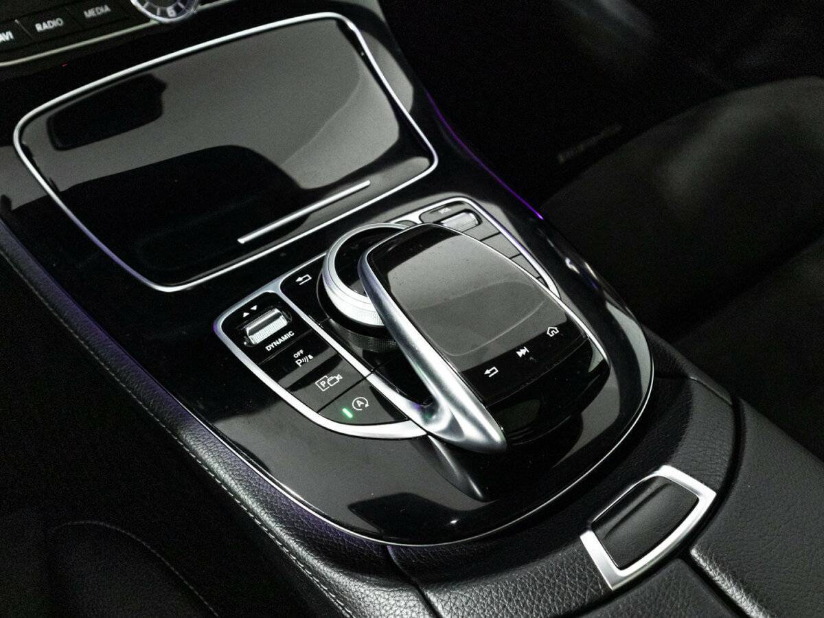 Купить Mercedes-Benz E-Класс с пробегом. Фото: #18