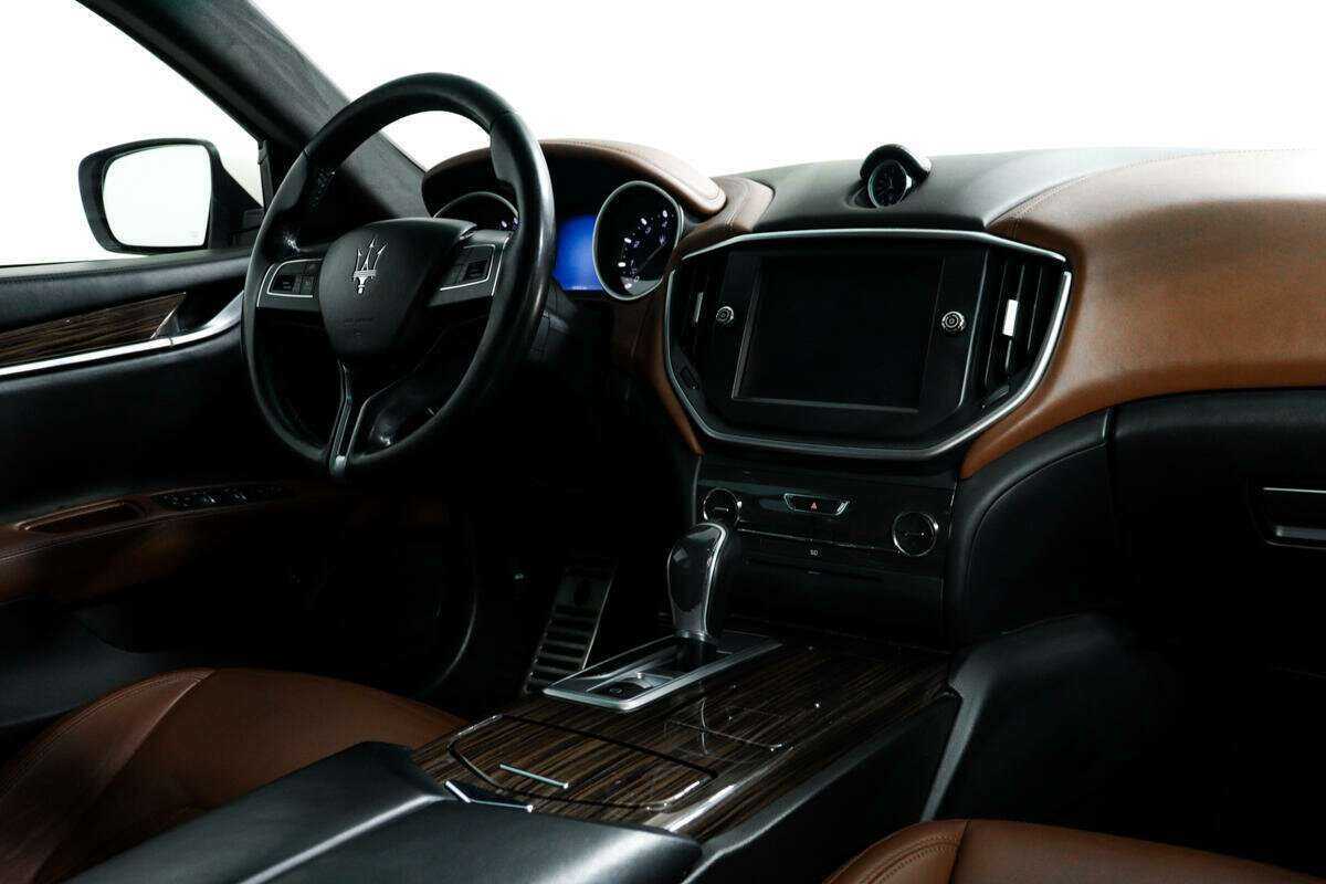 Купить Maserati Ghibli с пробегом. Фото: #8