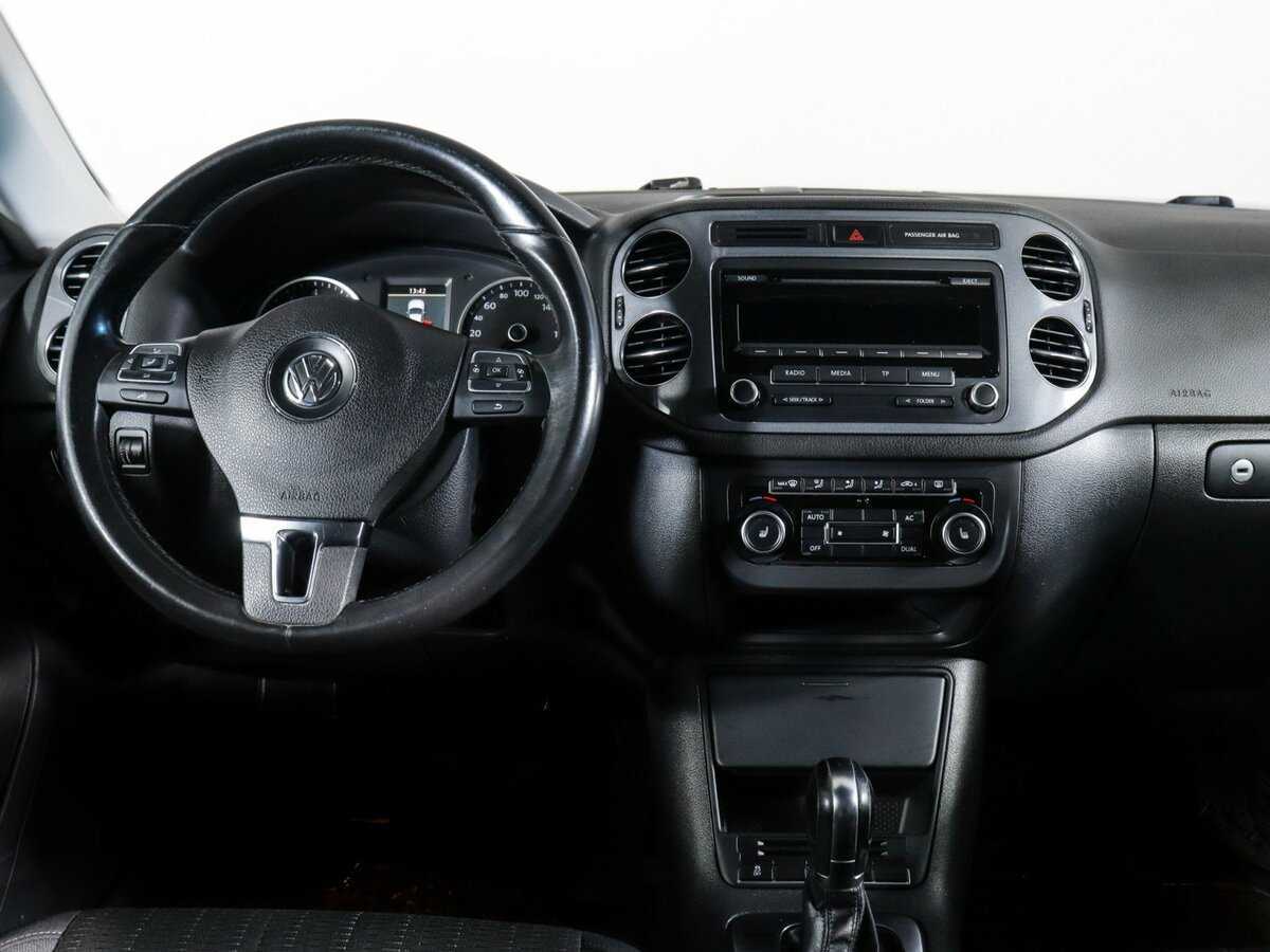 Купить Volkswagen Tiguan с пробегом. Фото: #11