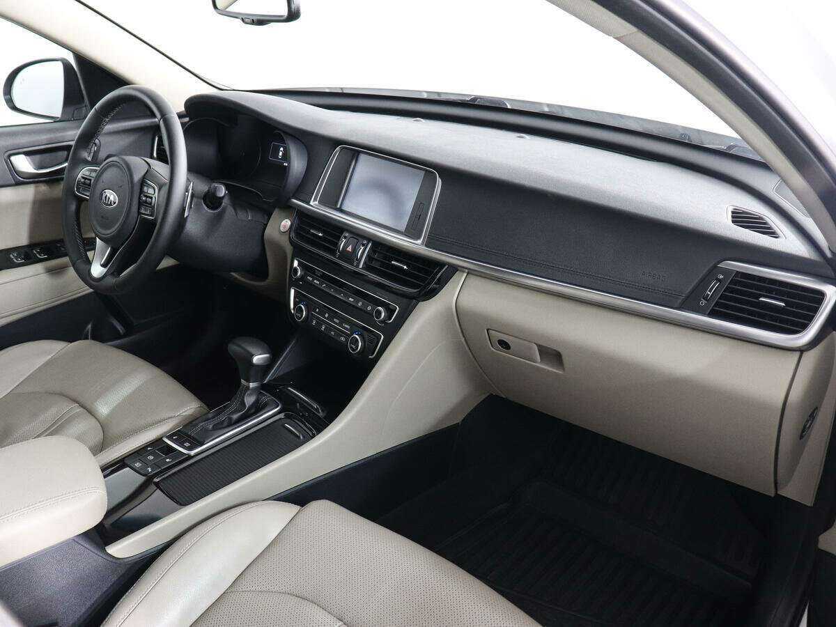 Купить Kia Optima с пробегом. Фото: #9