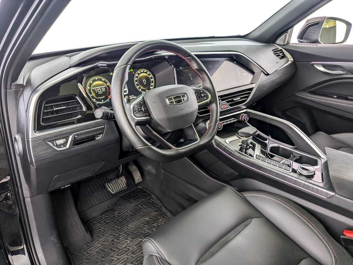 Купить Geely Tugella с пробегом. Фото: #13