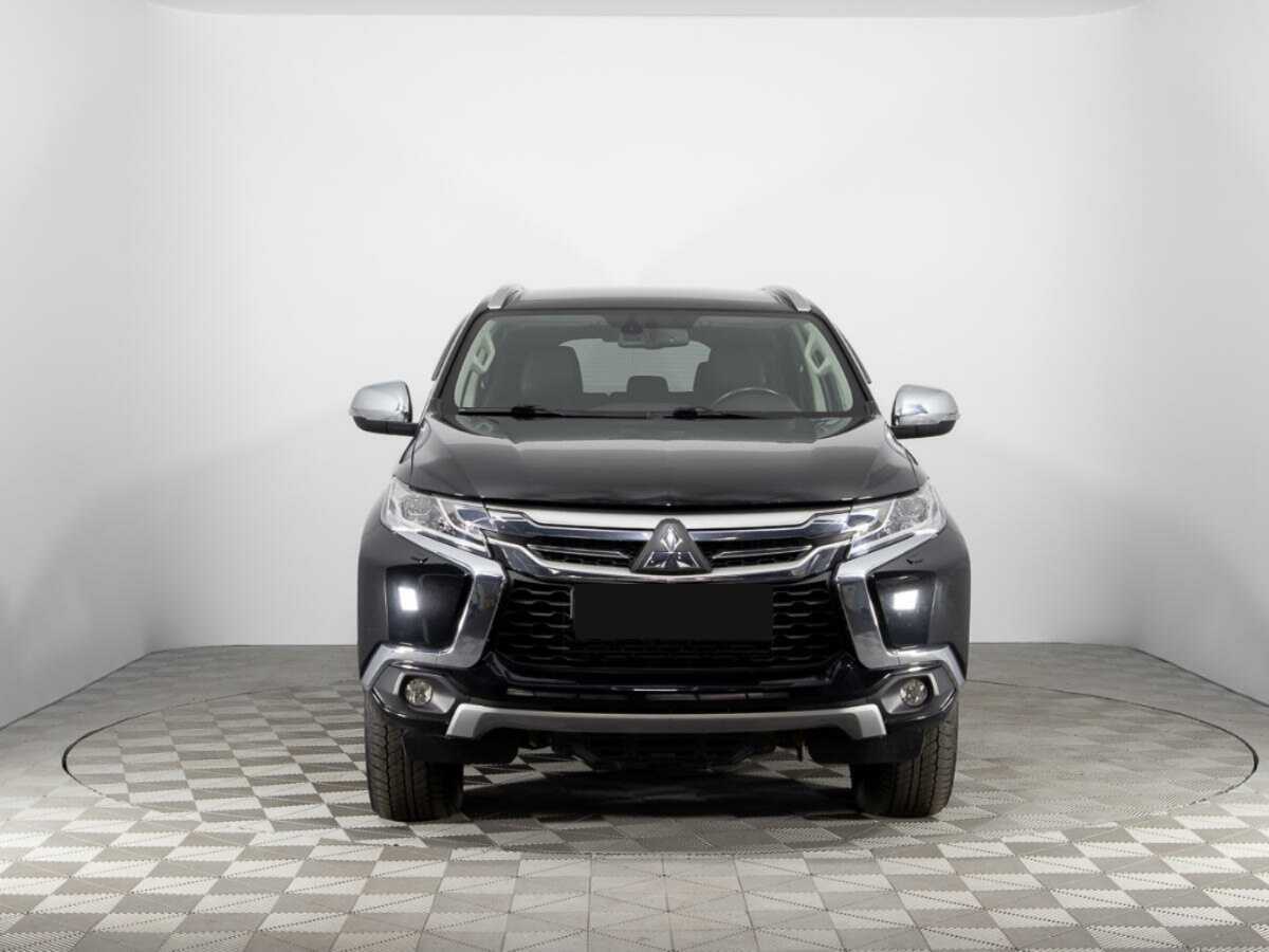 Купить Mitsubishi Pajero Sport с пробегом. Фото: #1