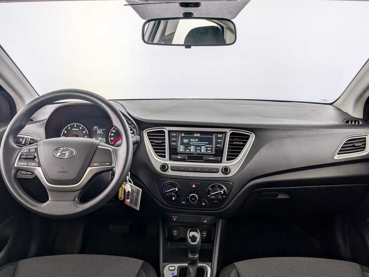 Купить Hyundai Solaris с пробегом. Фото: #10