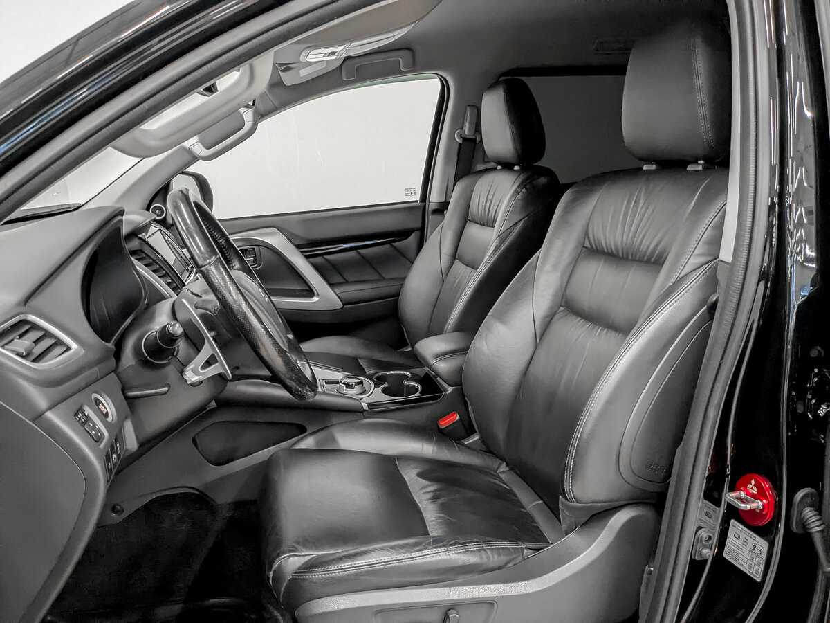 Купить Mitsubishi Pajero Sport с пробегом. Фото: #17