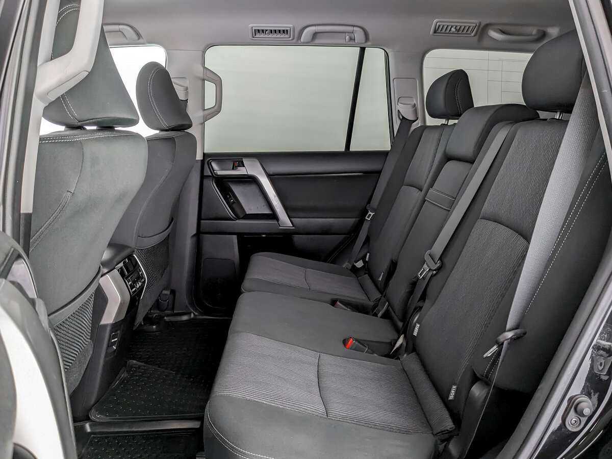 Купить Toyota Land Cruiser Prado с пробегом. Фото: #9