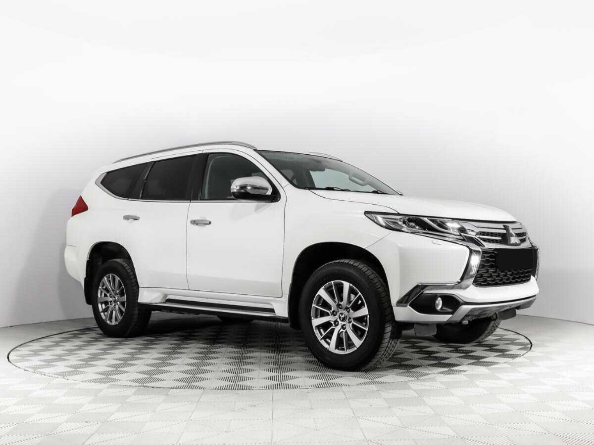 Купить Mitsubishi Pajero Sport с пробегом. Фото: #2