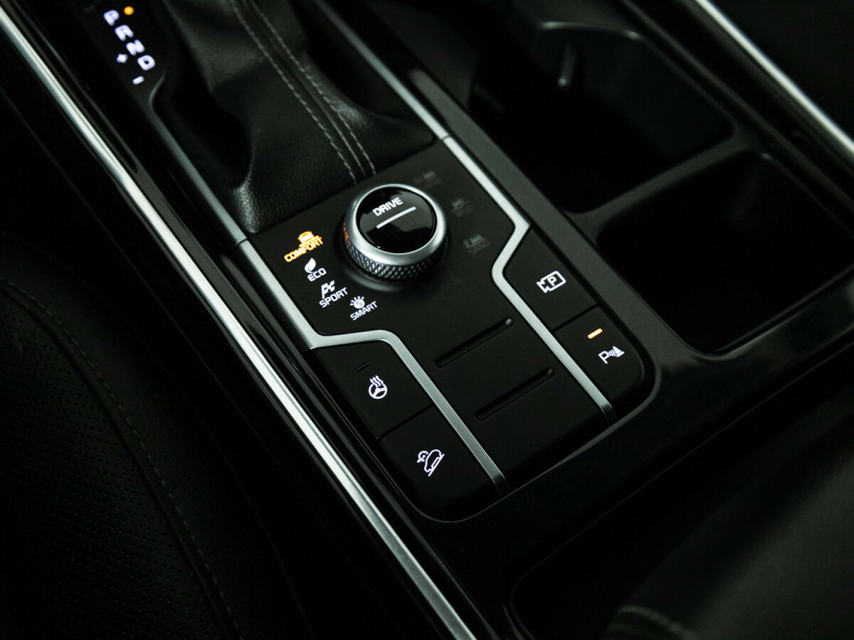 Купить Kia Sorento с пробегом. Фото: #18