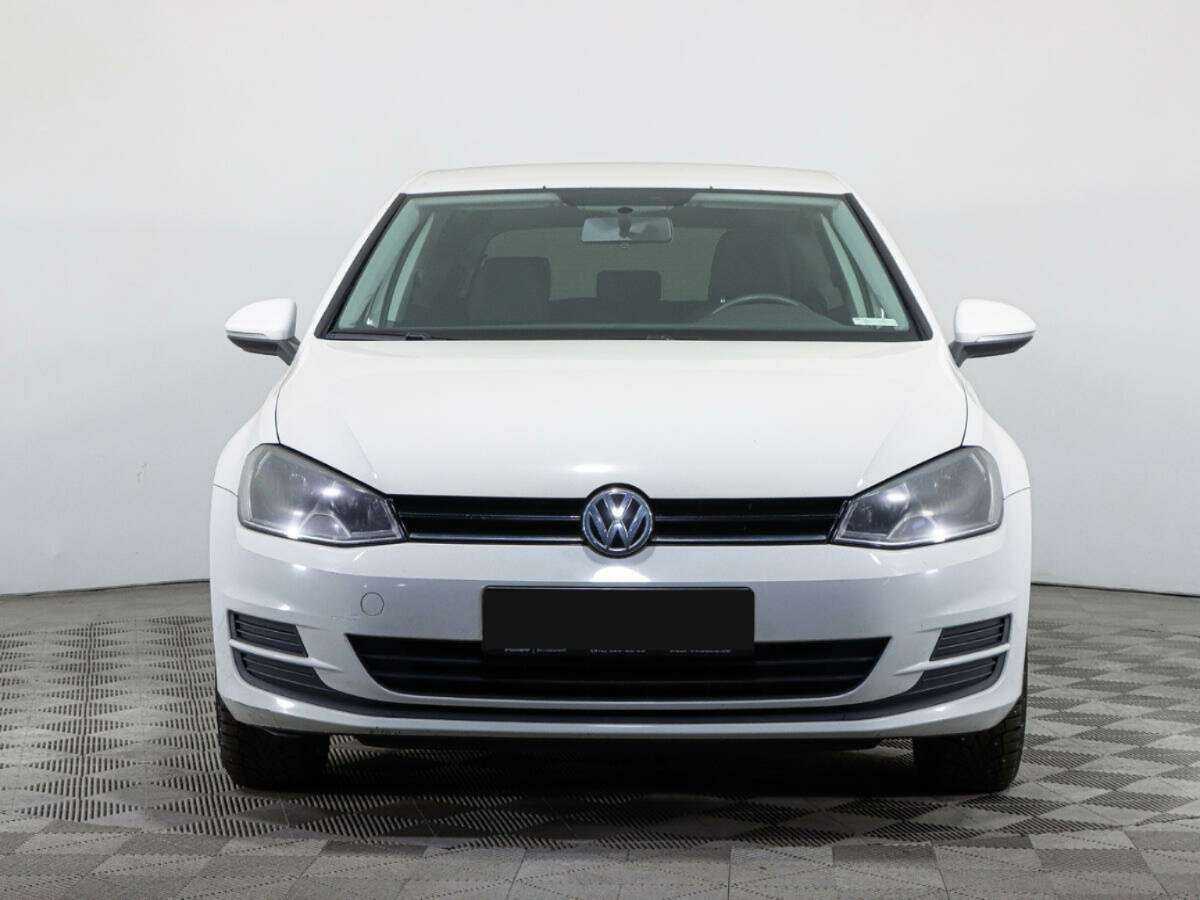 Купить Volkswagen Golf с пробегом. Фото: #1