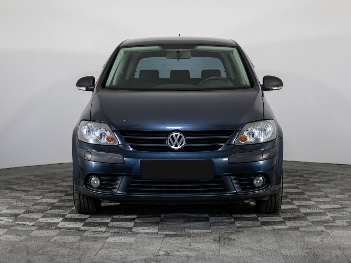 Купить Volkswagen Golf Plus с пробегом. Фото: #1