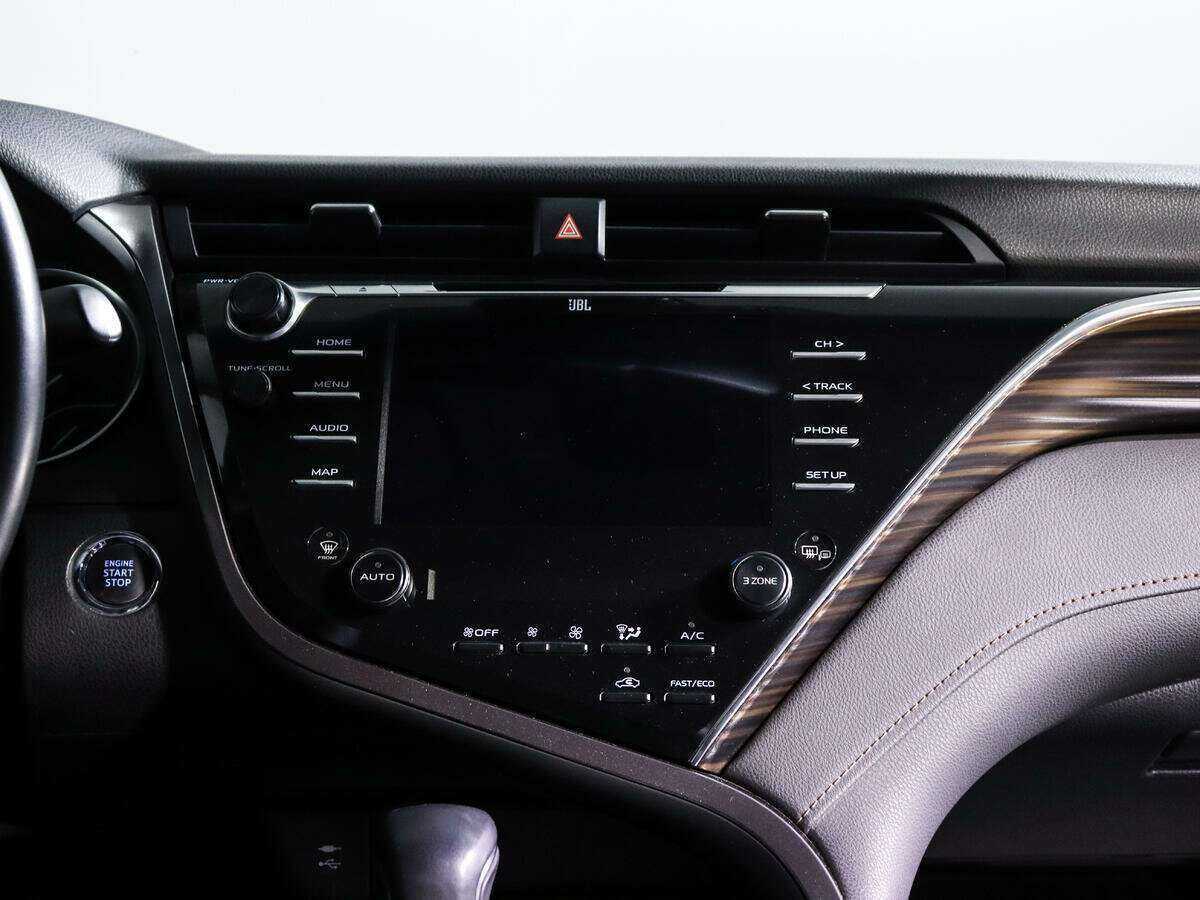 Купить Toyota Camry с пробегом. Фото: #12