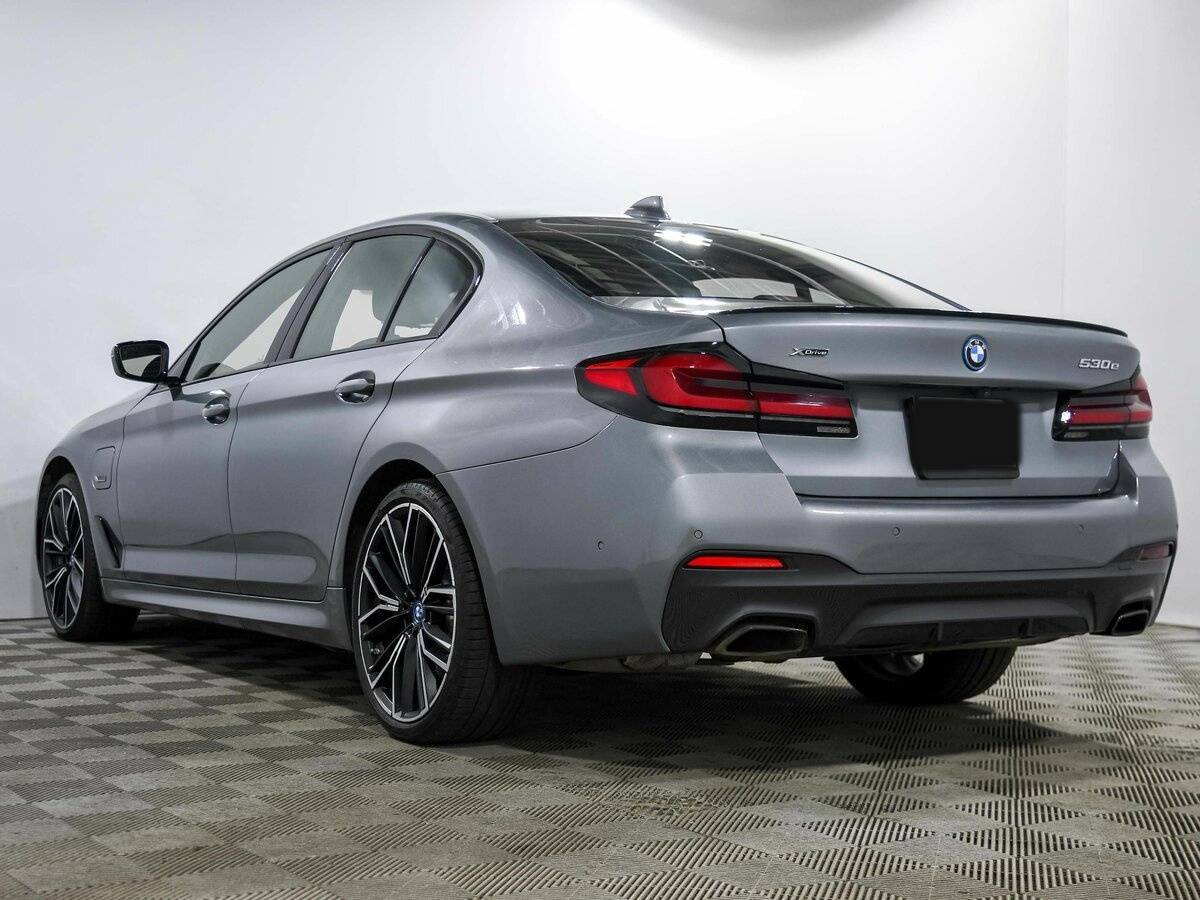 Купить BMW 5 серии с пробегом. Фото: #4