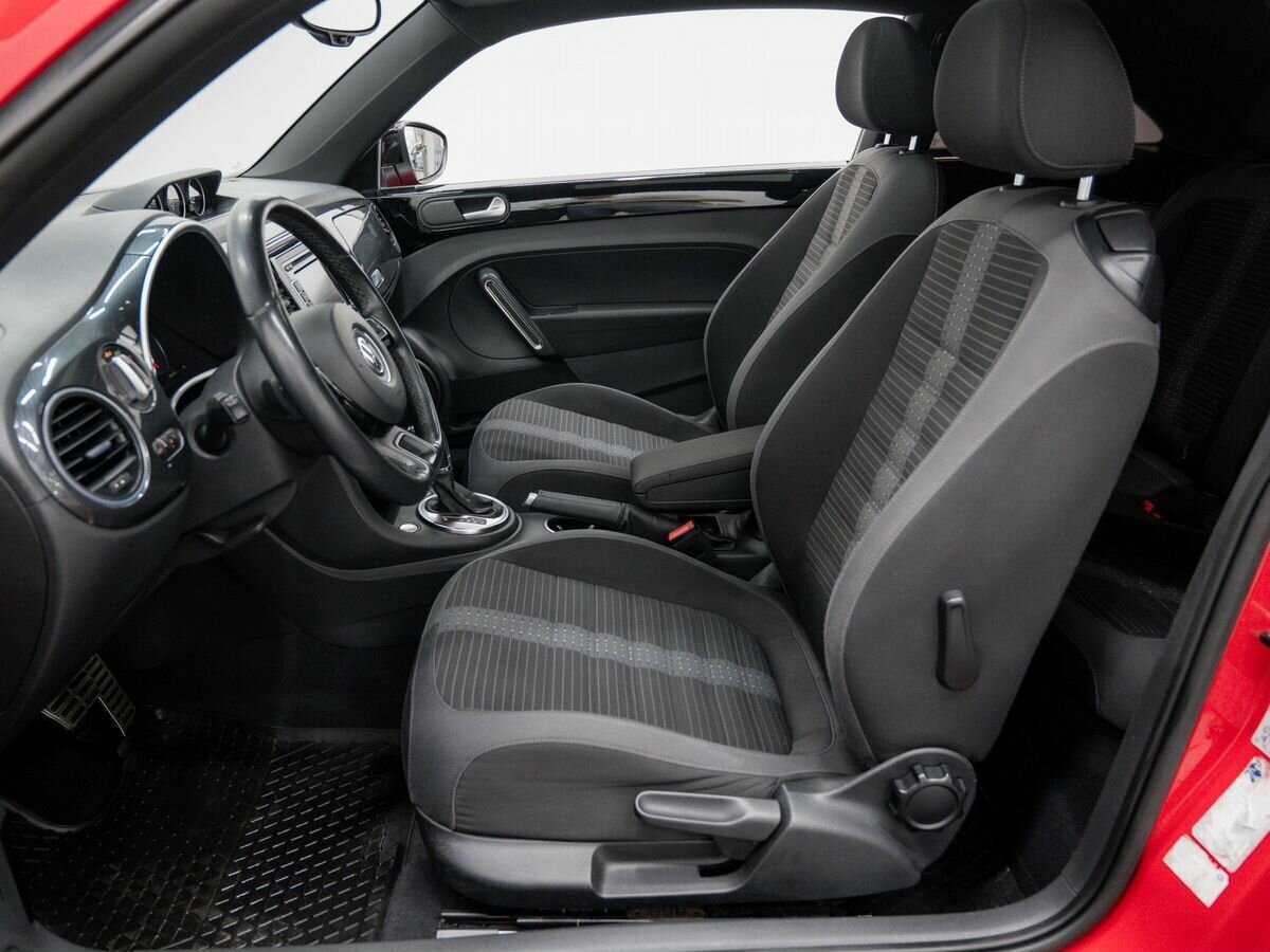 Купить Volkswagen Beetle с пробегом. Фото: #12