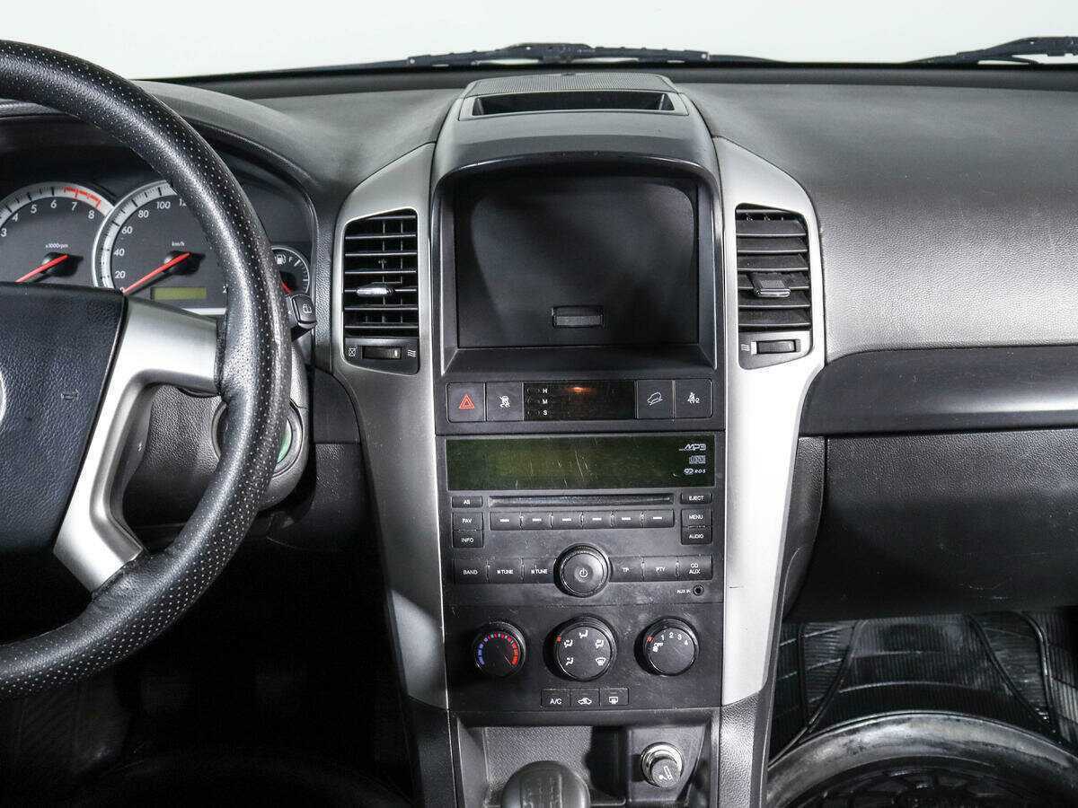 Купить Chevrolet Captiva с пробегом. Фото: #10