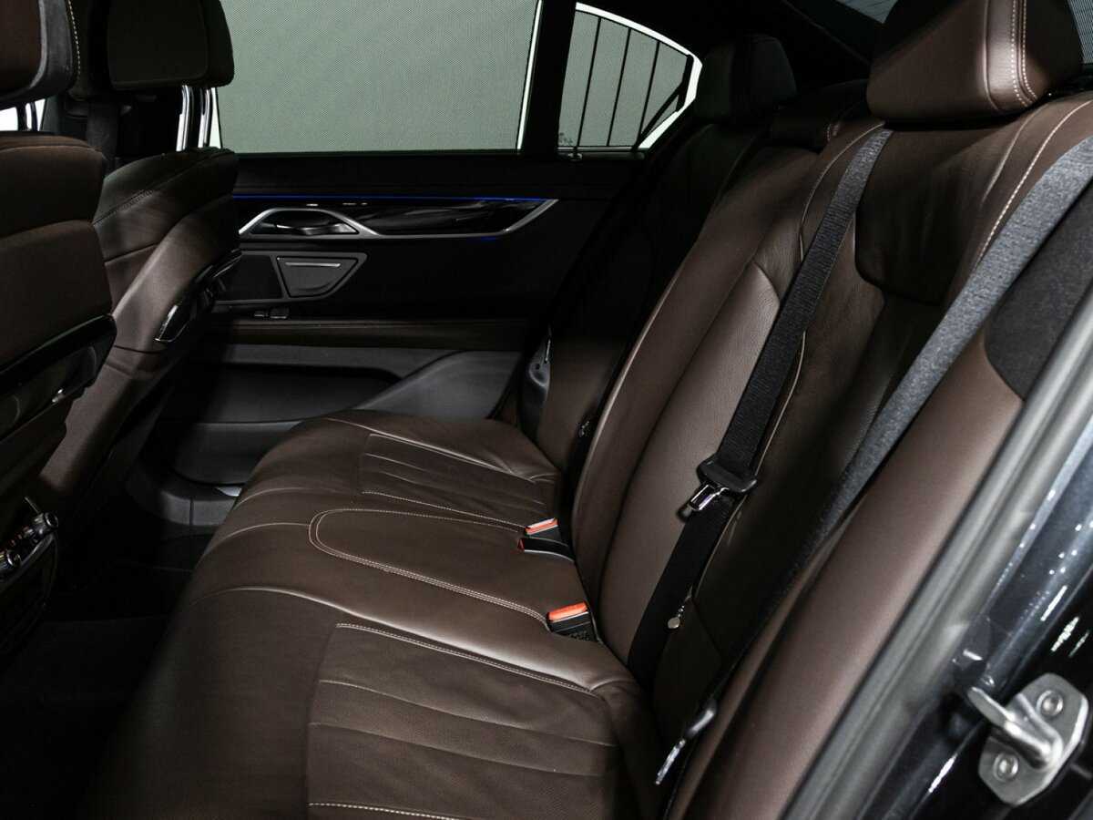Купить BMW 7 серии с пробегом. Фото: #9
