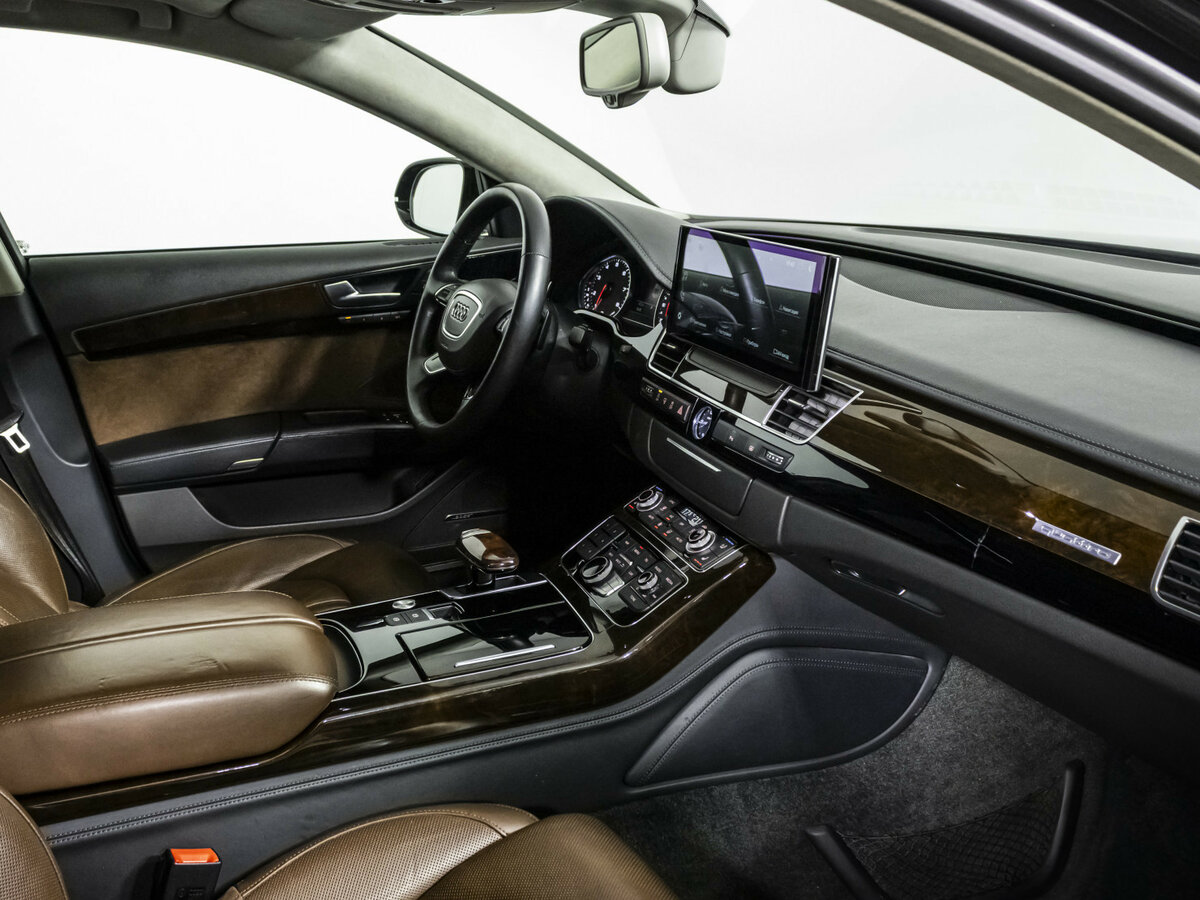 Купить Audi A8 с пробегом. Фото: #6
