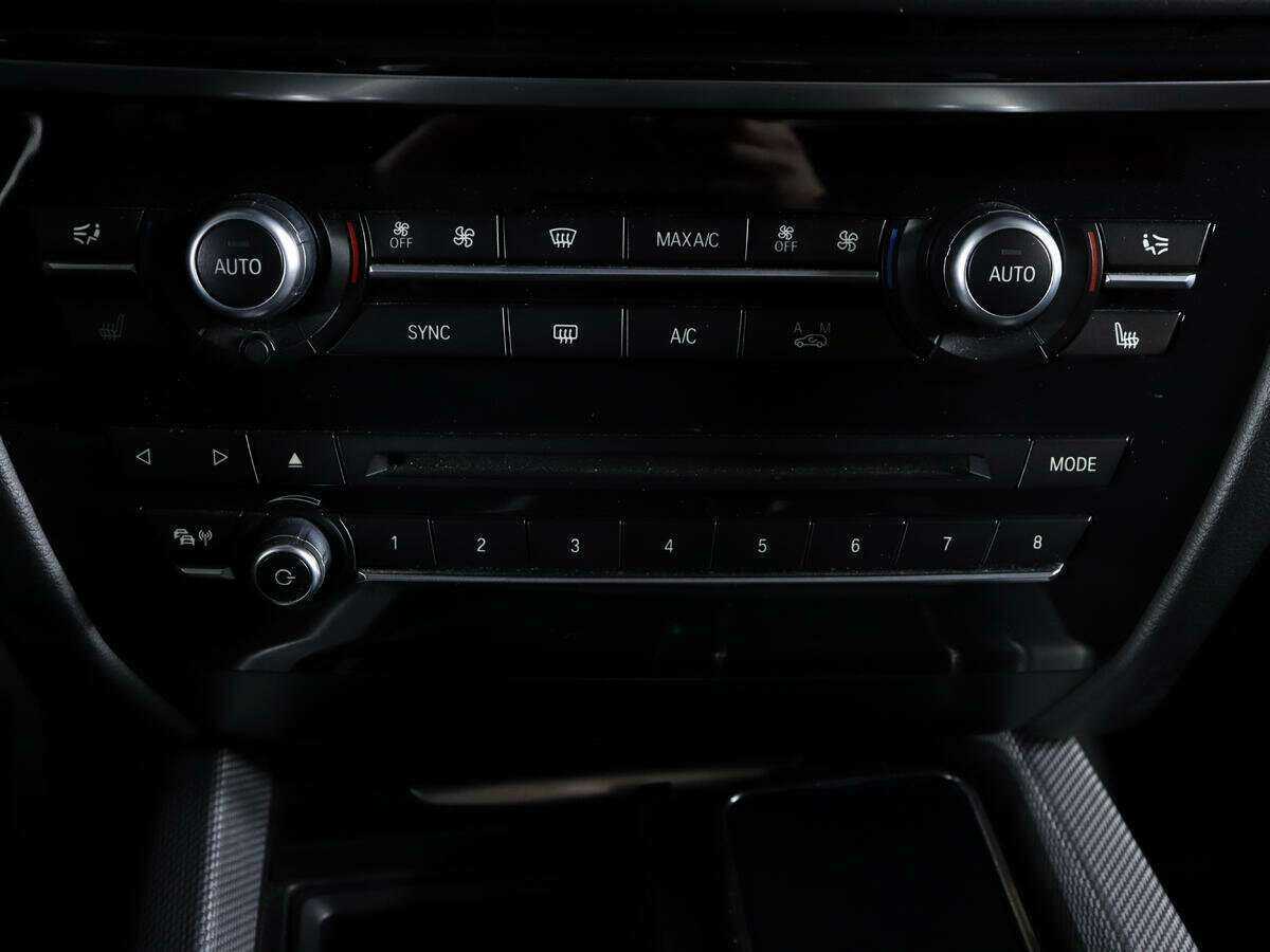 Купить BMW X5 с пробегом. Фото: #21