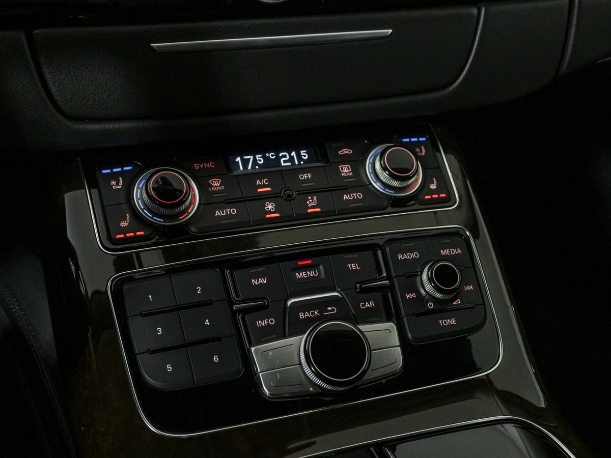Купить Audi A8 с пробегом. Фото: #13