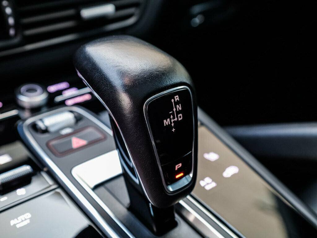 Купить Porsche Cayenne с пробегом. Фото: #18
