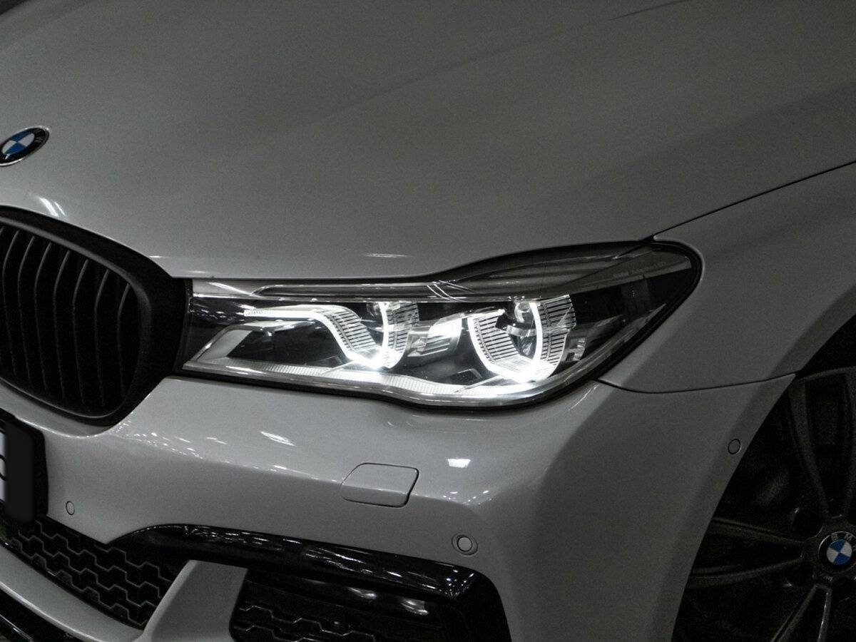 Купить BMW 7 серии с пробегом. Фото: #35