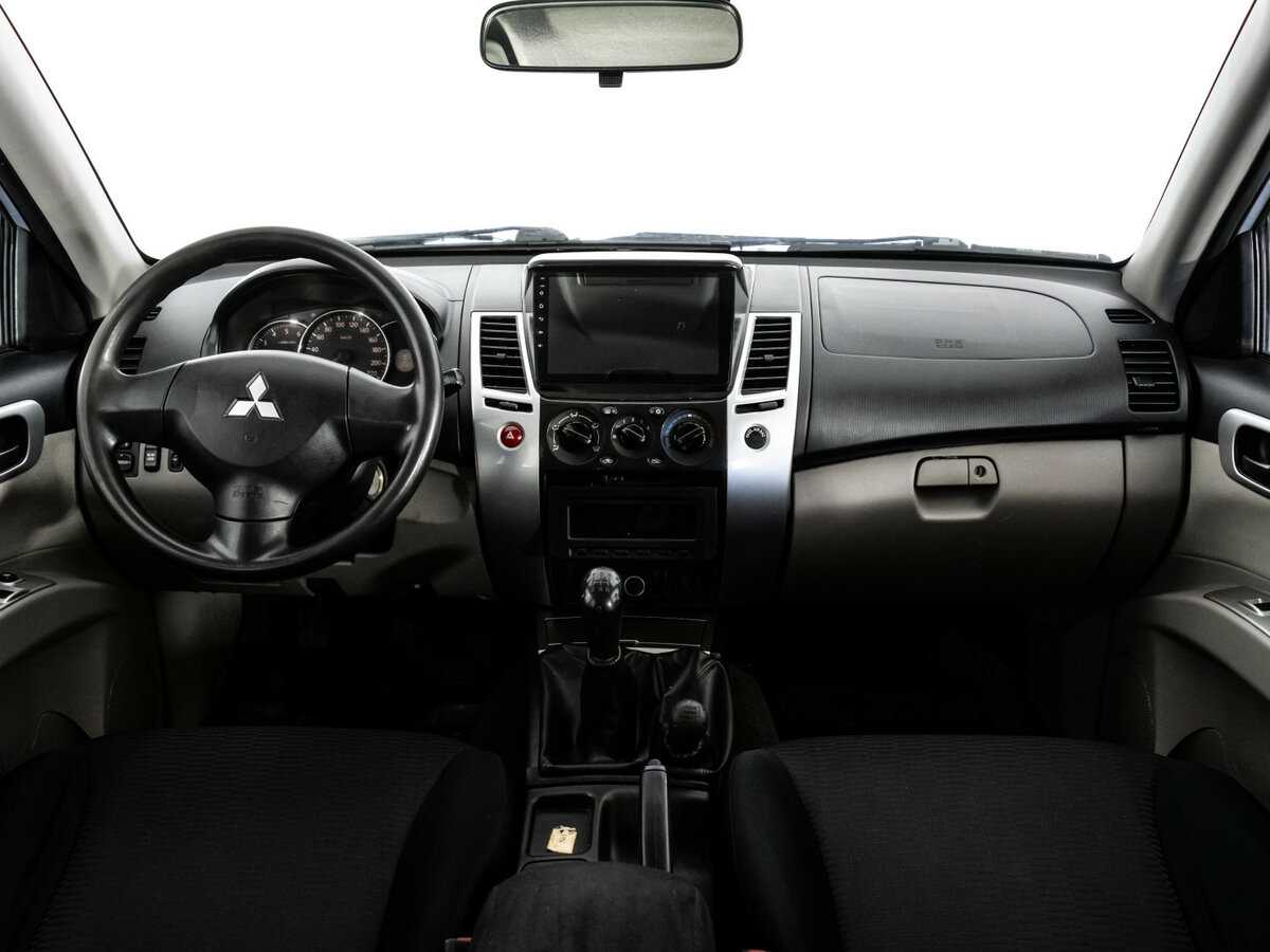Купить Mitsubishi Pajero Sport с пробегом. Фото: #7
