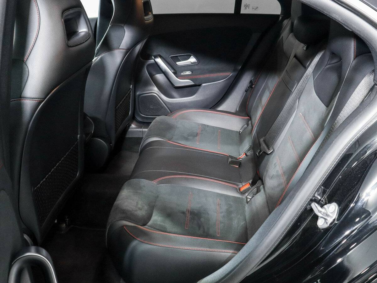 Купить Mercedes-Benz CLA с пробегом. Фото: #9