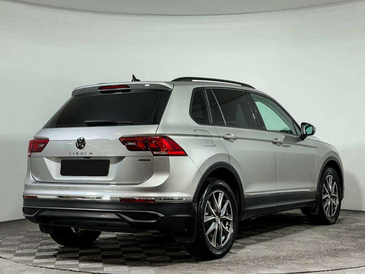 Купить Volkswagen Tiguan с пробегом. Фото: #3