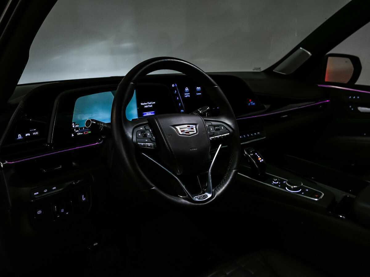 Купить Cadillac Escalade-V с пробегом. Фото: #22