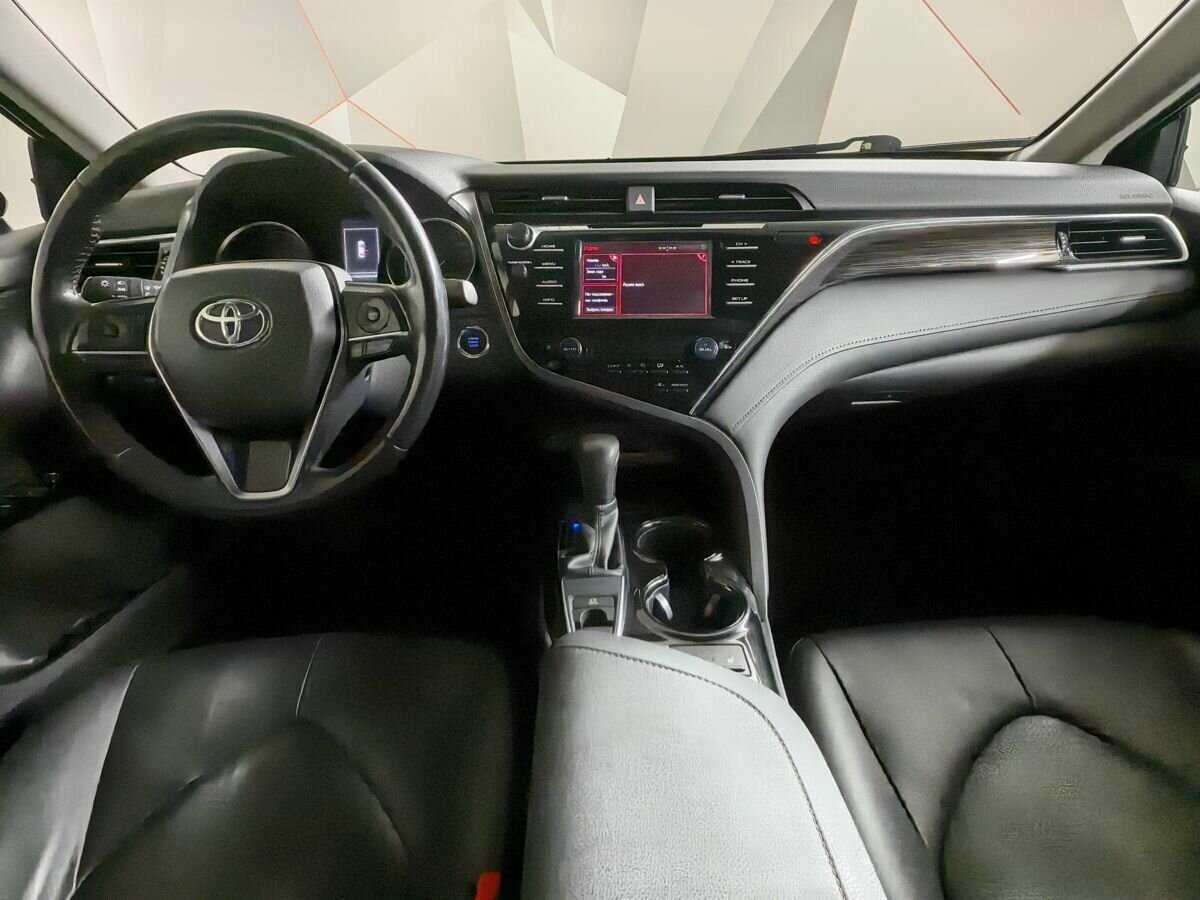Купить Toyota Camry с пробегом. Фото: #9
