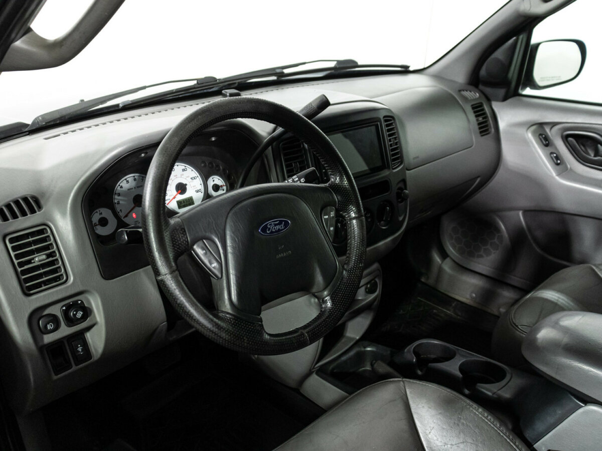 Купить Ford Escape с пробегом. Фото: #8