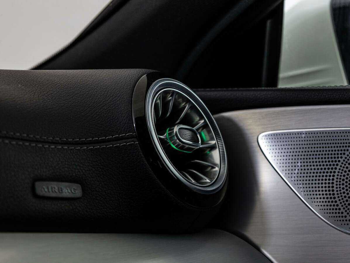 Купить Mercedes-Benz CLS с пробегом. Фото: #22
